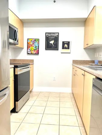 $2,950 | 616 Clearwater Park Road, Unit 805, West Palm Beach, FL 33401