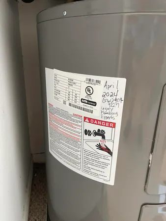 $2,950 | 616 Clearwater Park Road, Unit 805, West Palm Beach, FL 33401