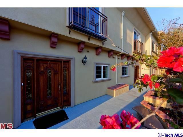 10214 Fernglen Avenue, Unit 5 Tujunga, CA 91042 - Photo 3 of 7