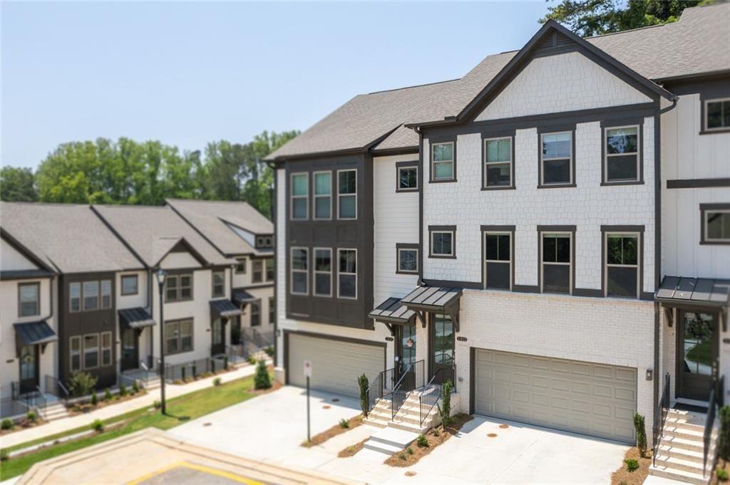 1312 Stanley Park Drive Decatur, GA 30033 - Photo 3 of 24 Gallery Image 3