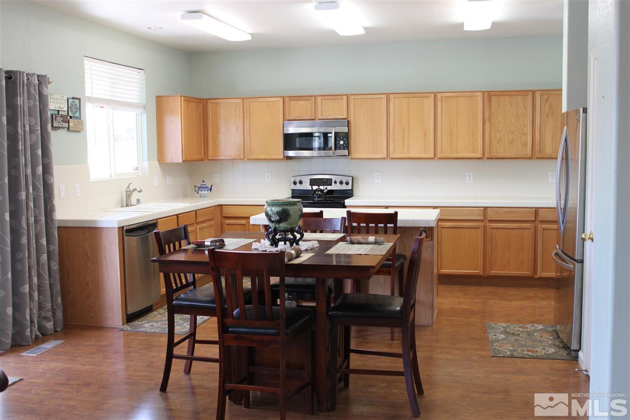 9750 Magellan Court Reno, NV 89506 - Photo 5 of 21 Photo 5