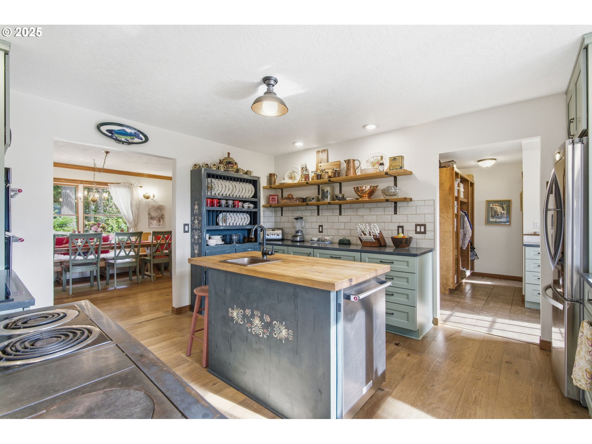 3031 East Loop Road Stevenson, WA 98648 - Photo 16 of 43