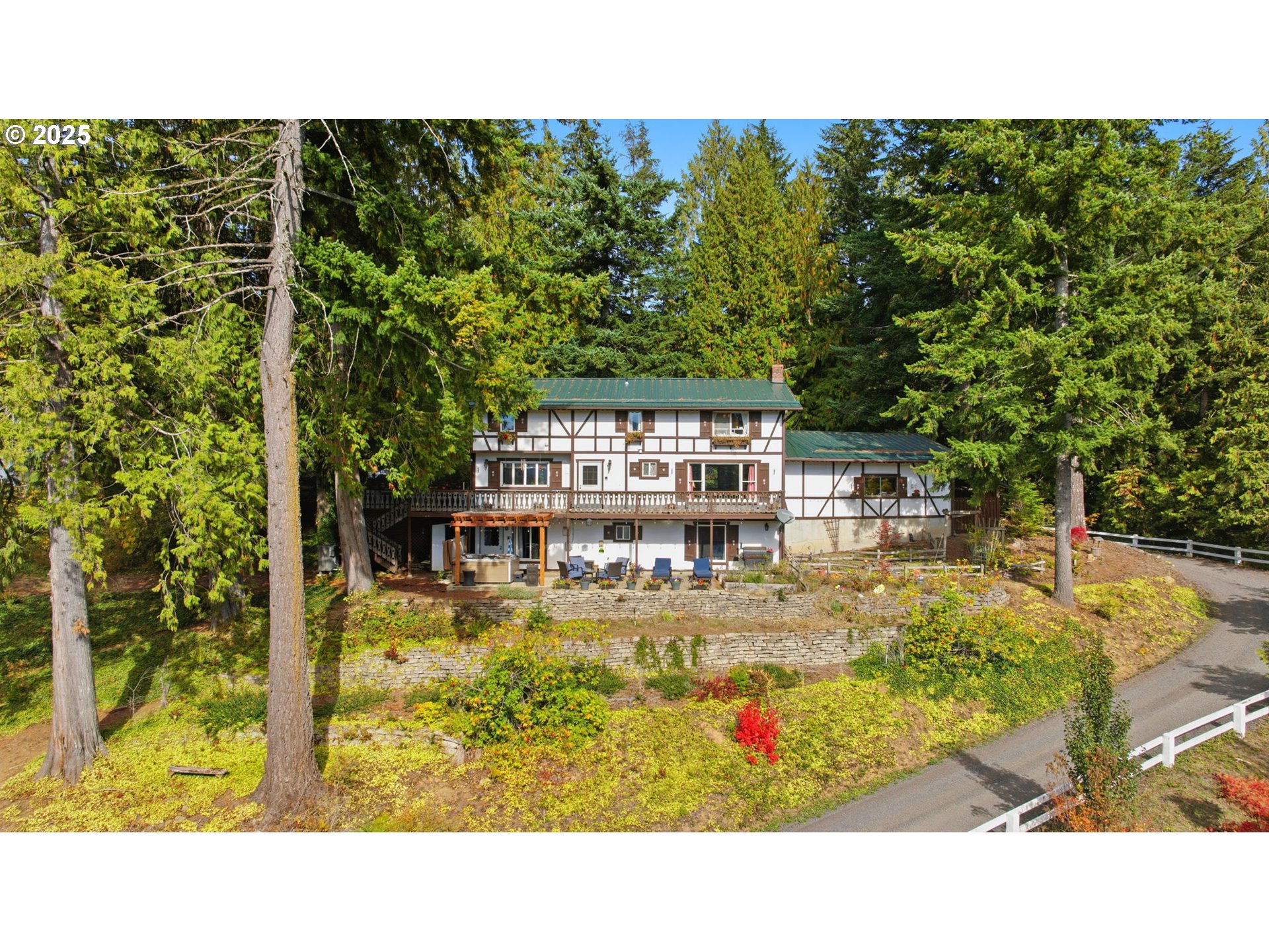 3031 East Loop Road Stevenson, WA 98648 - Photo 3 of 43