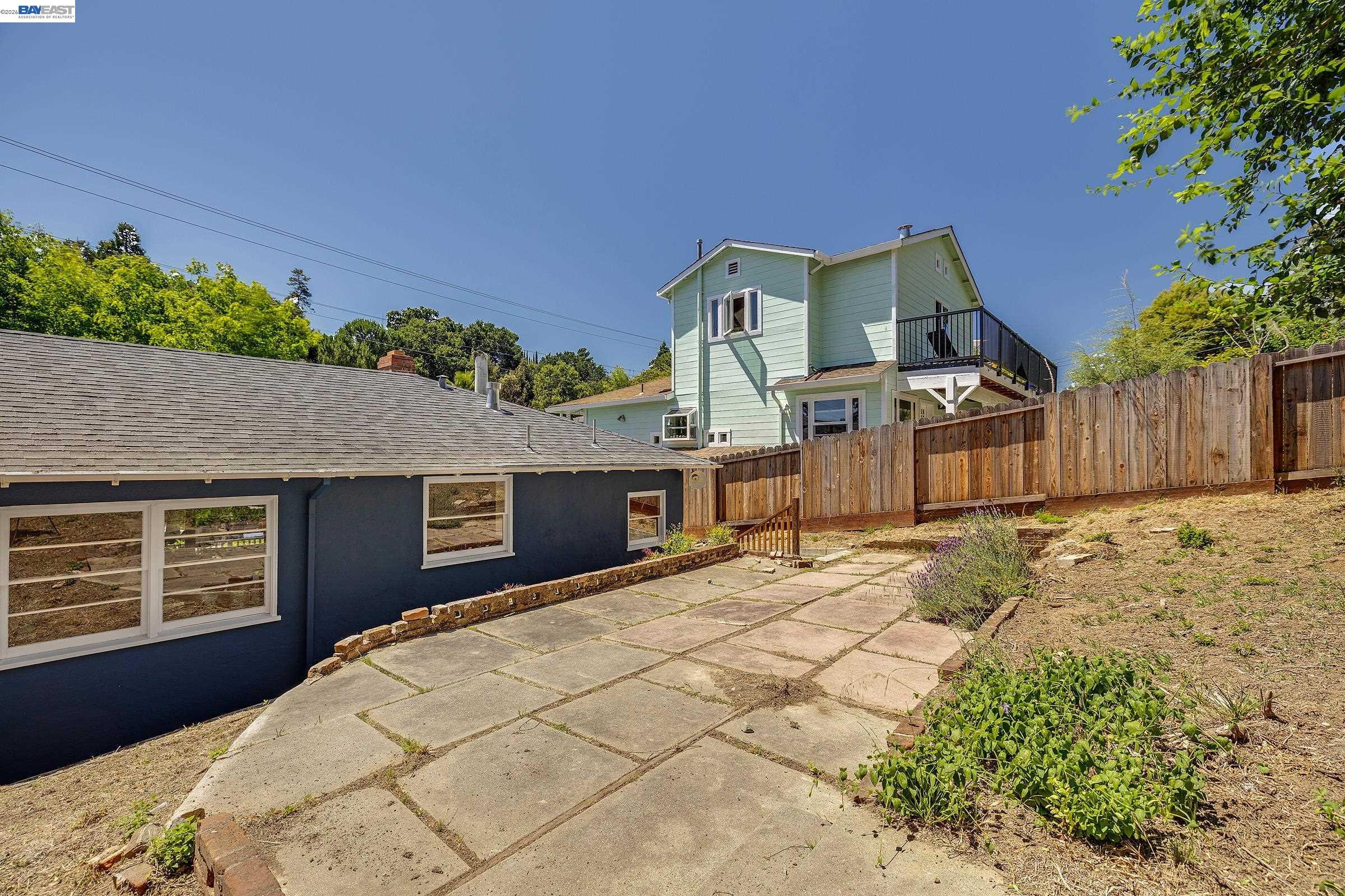 18926 Walnut Road Castro Valley, CA 94546 - Photo 30 of 33