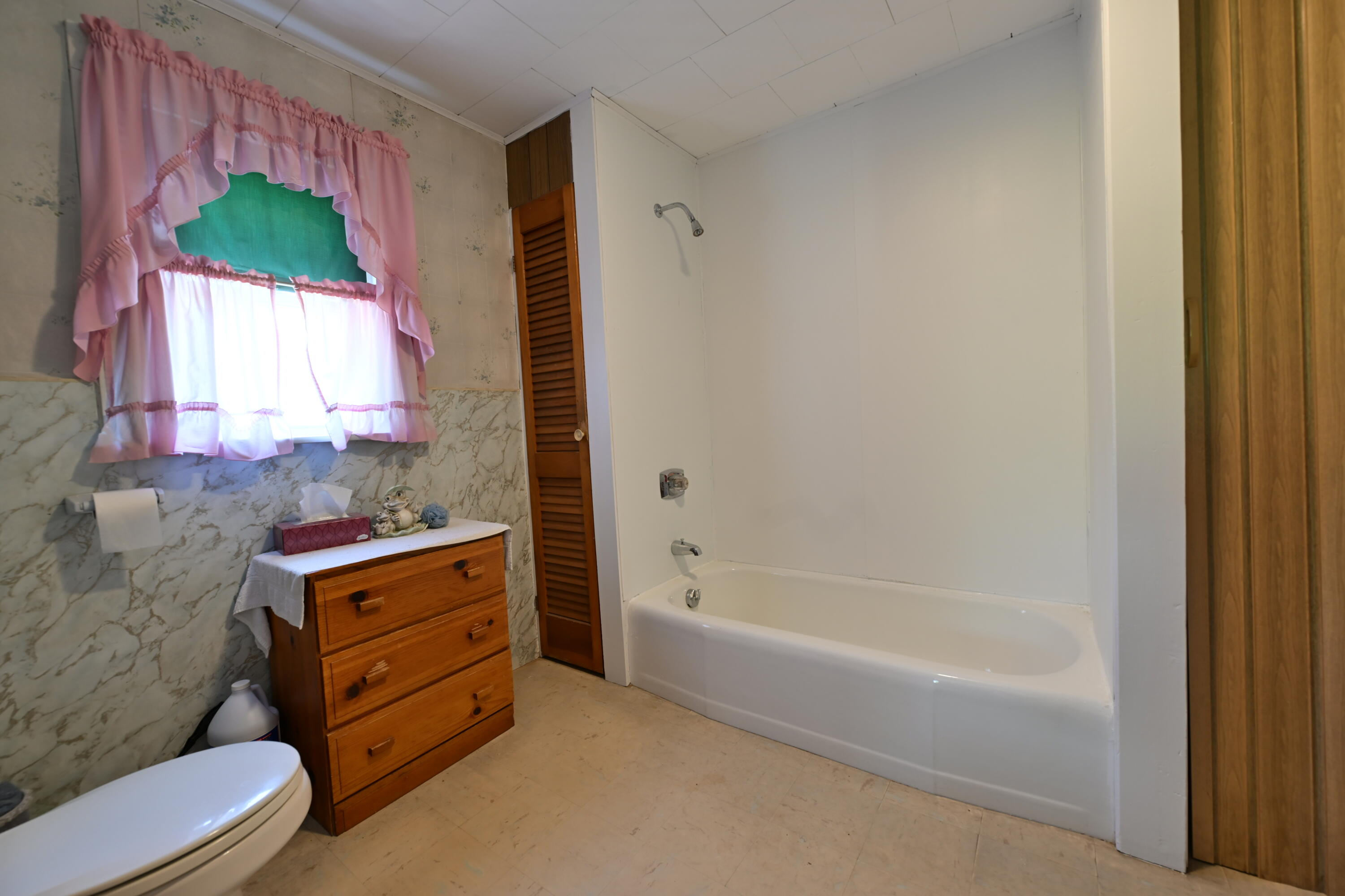 651 Mohawk Road Lincoln, ME 04457 - Photo 5 of 24 DSC_2494