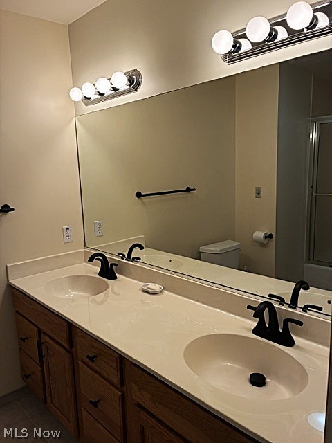 303 Somerset Road Akron, OH 44313 - Photo 13 of 29 This is the updated main bathroom
