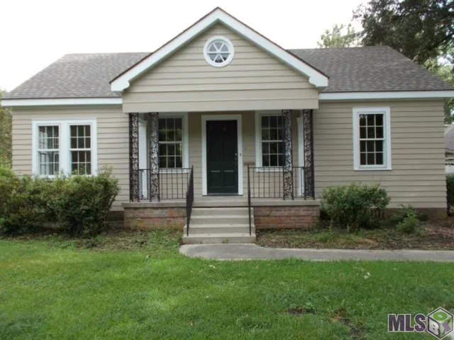 $2,100 | 6984 Government Street, Baton Rouge, LA 70806