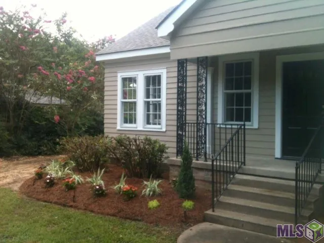 $2,100 | 6984 Government Street, Baton Rouge, LA 70806
