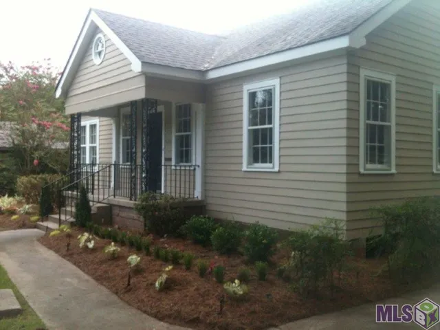 $2,100 | 6984 Government Street, Baton Rouge, LA 70806