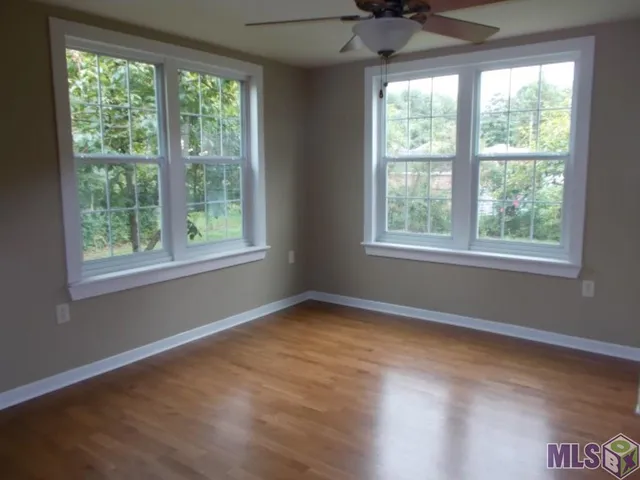 $2,100 | 6984 Government Street, Baton Rouge, LA 70806