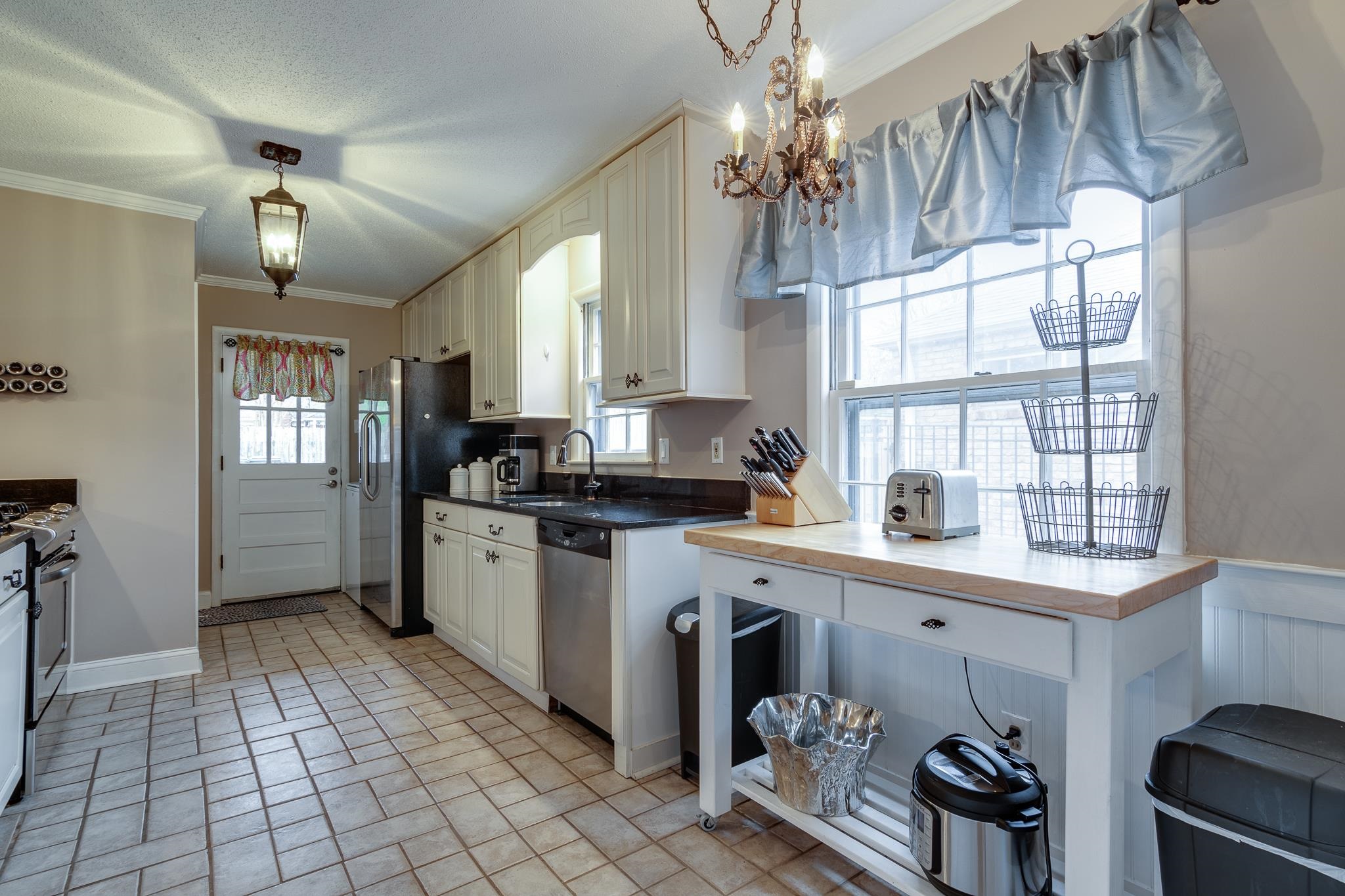 5593 Milam Road Memphis, TN 38120 - Photo 7 of 25 Gallery Image 7