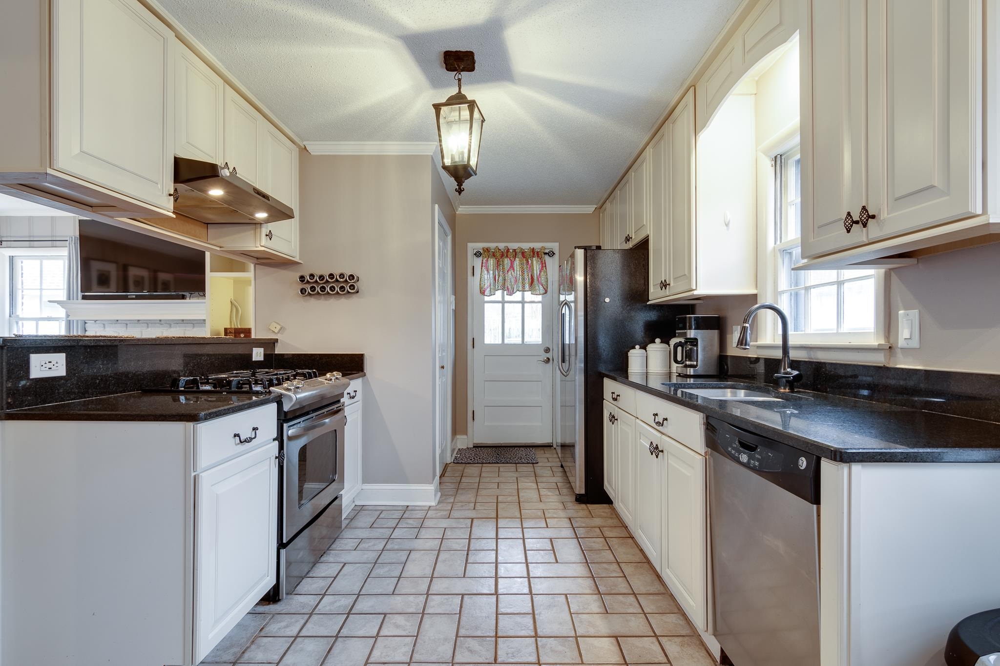 5593 Milam Road Memphis, TN 38120 - Photo 8 of 25 Gallery Image 8