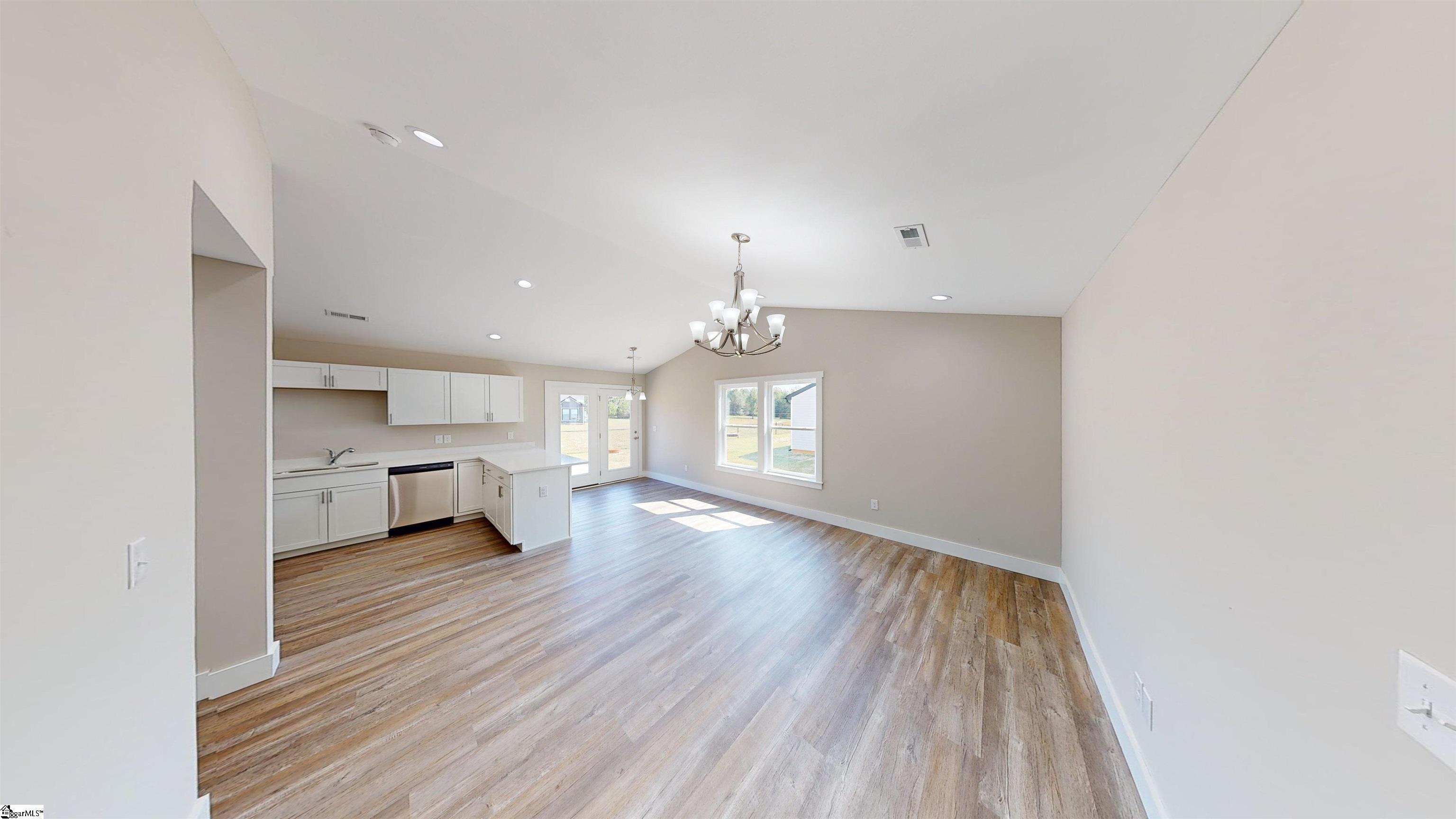 111 Sunrise Road Spartanburg, SC 29302 - Photo 2 of 27 Gallery Image 2