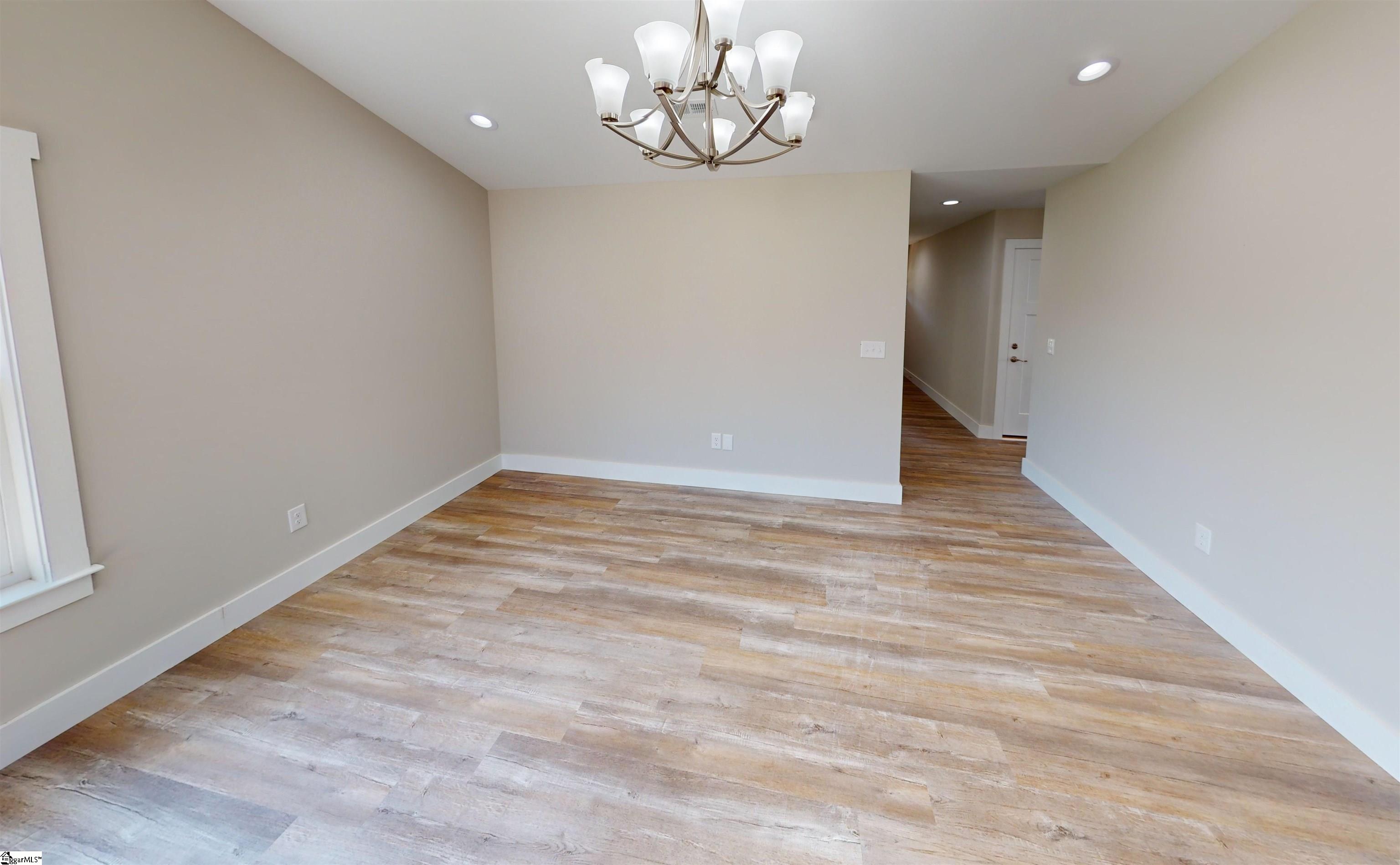 111 Sunrise Road Spartanburg, SC 29302 - Photo 8 of 27 Gallery Image 8