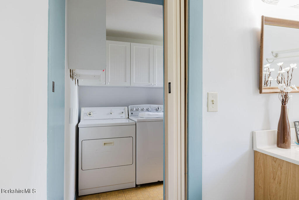 604 Sheffield Plain Sheffield, MA 01257 - Photo 12 of 53 Unit A