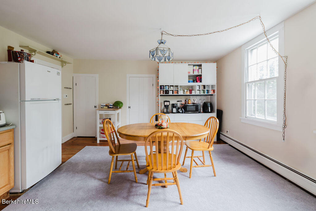 604 Sheffield Plain Sheffield, MA 01257 - Photo 20 of 53 Unit B