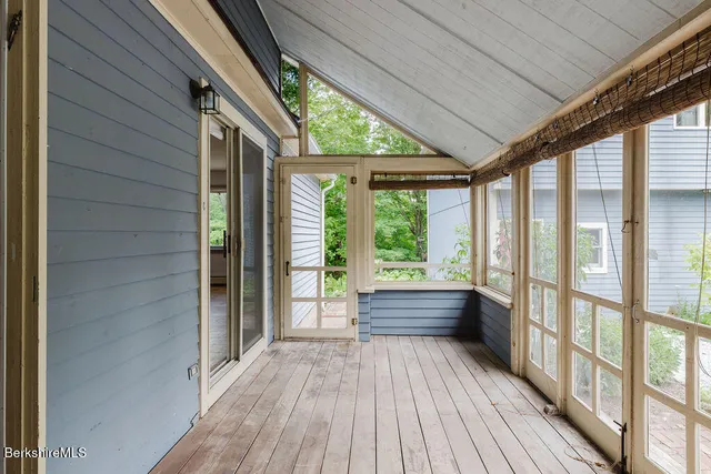 $695,000 | 604 Sheffield Plain, Sheffield, MA 01257