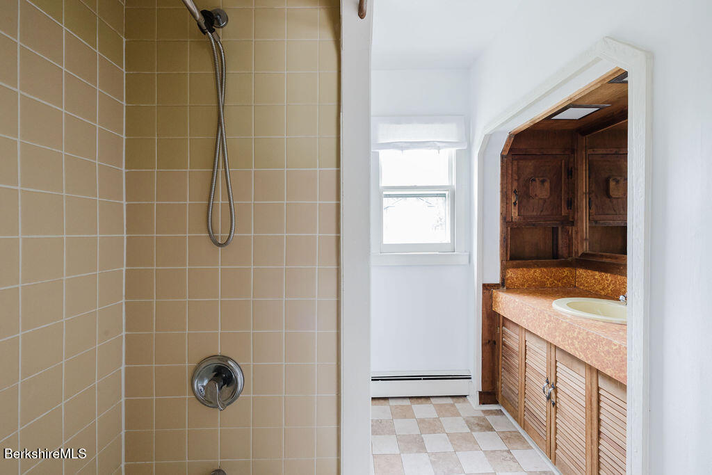 604 Sheffield Plain Sheffield, MA 01257 - Photo 30 of 53 Unit C