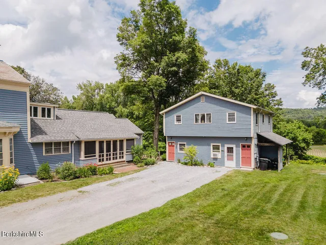 $695,000 | 604 Sheffield Plain, Sheffield, MA 01257