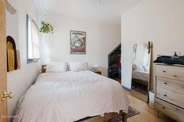 $695,000 | 604 Sheffield Plain, Sheffield, MA 01257