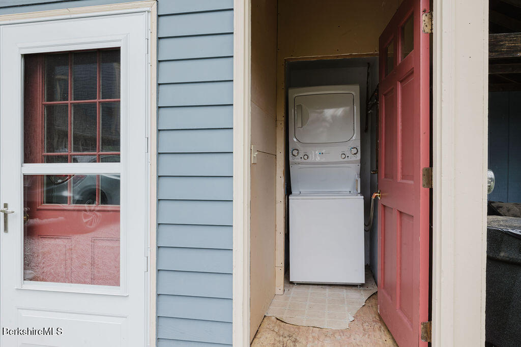 604 Sheffield Plain Sheffield, MA 01257 - Photo 38 of 53 Additional Laundry