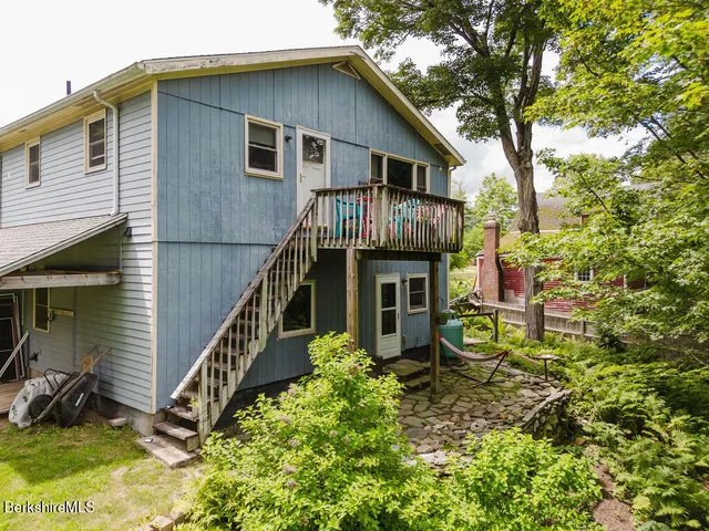 $695,000 | 604 Sheffield Plain, Sheffield, MA 01257