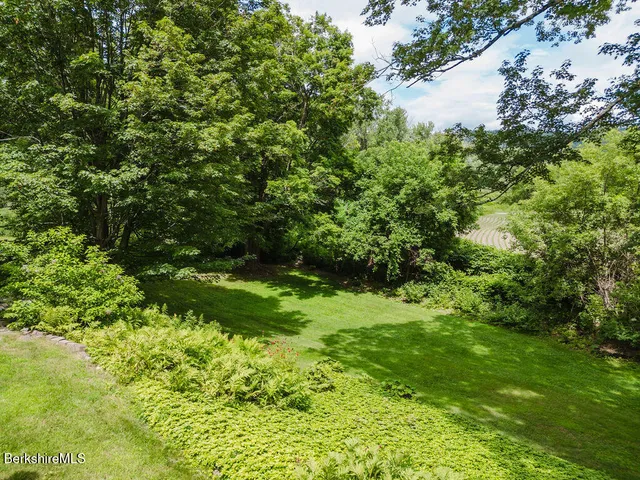 $695,000 | 604 Sheffield Plain, Sheffield, MA 01257