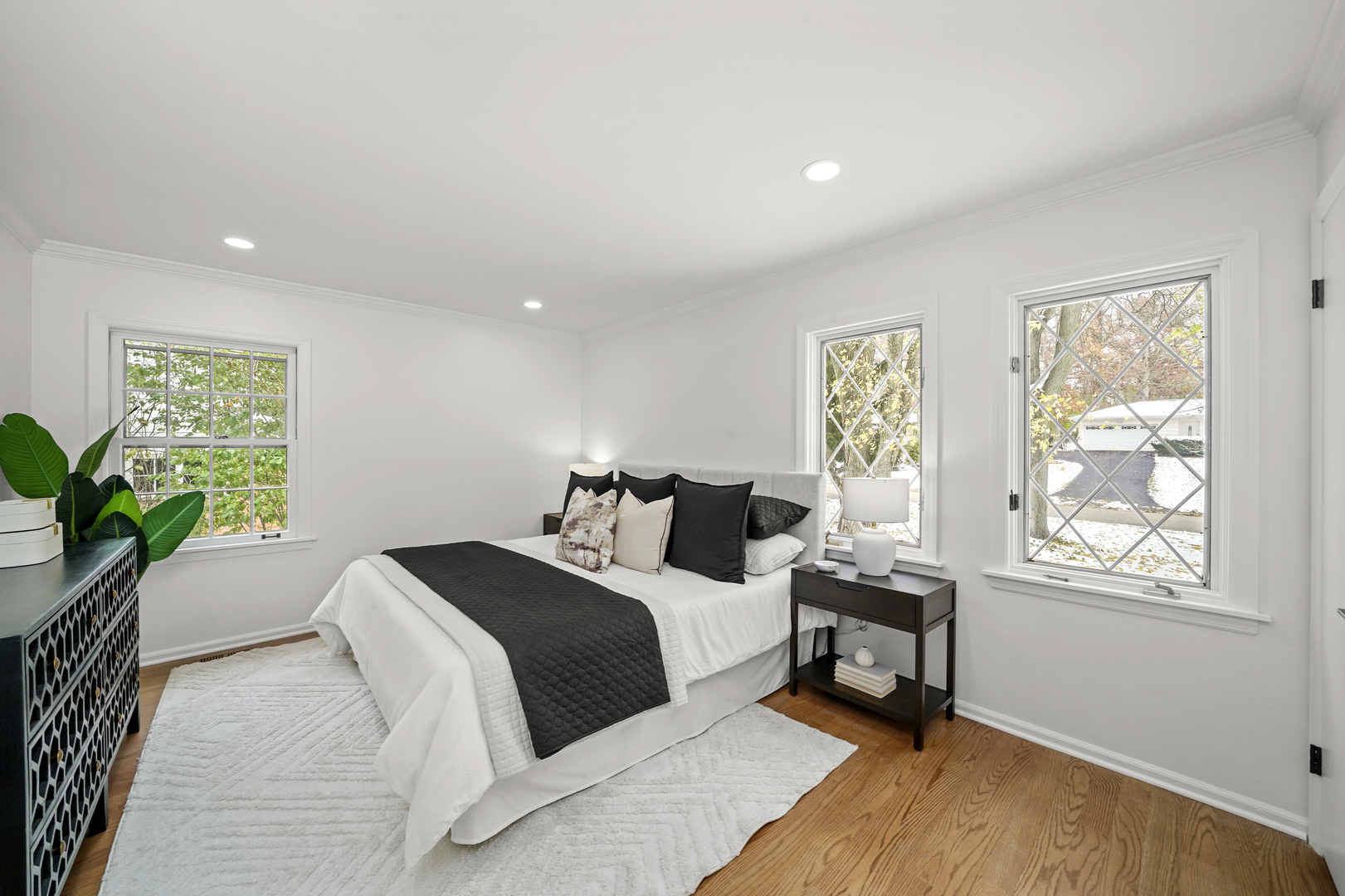 524 Forest Hill Road Lake Forest, IL 60045 - Photo 13 of 33