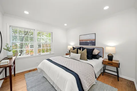 $1,075,000 | 524 Forest Hill Road, Lake Forest, IL 60045