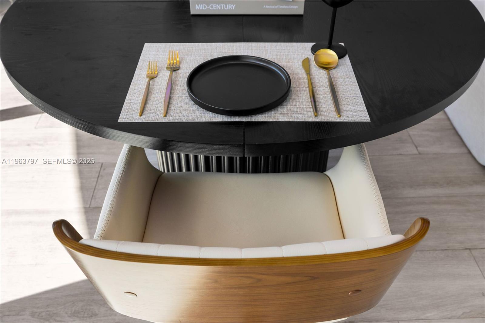 45 Southwest 9th Street, Unit 2803 Miami, FL 33130 - Photo 20 of 66 a view of entryway