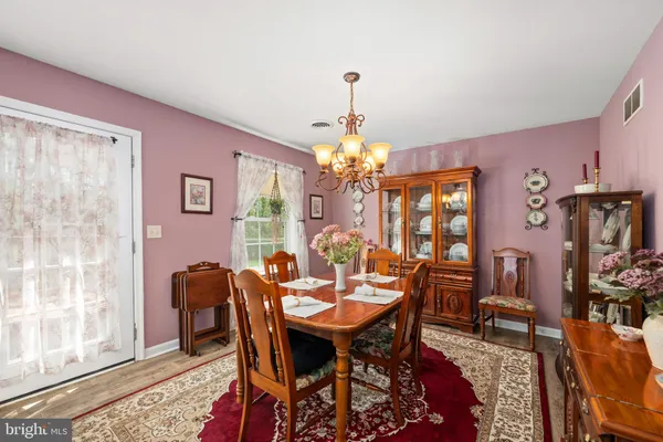 $319,900 | 7 Turningleaf Court, Dover, DE 19904