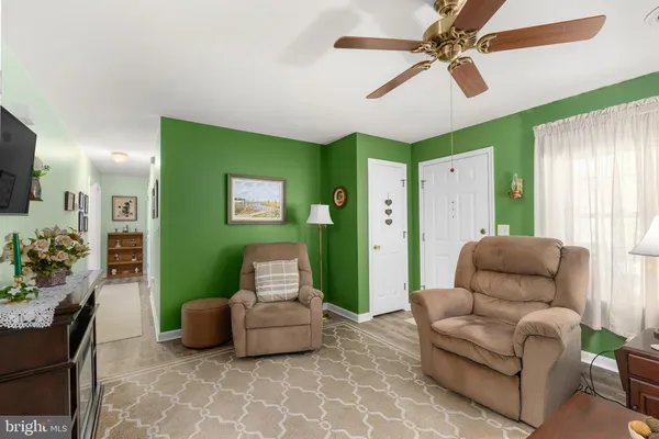 $319,900 | 7 Turningleaf Court, Dover, DE 19904