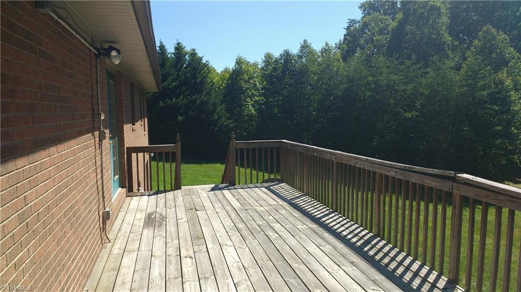1096 Miller Road Mount Airy, NC 27030 - Photo 3 of 14 Gallery Image 3