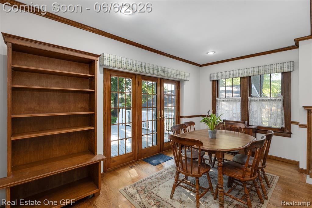 957 Fisher Road Grosse Pointe, MI 48230 - Photo 23 of 38