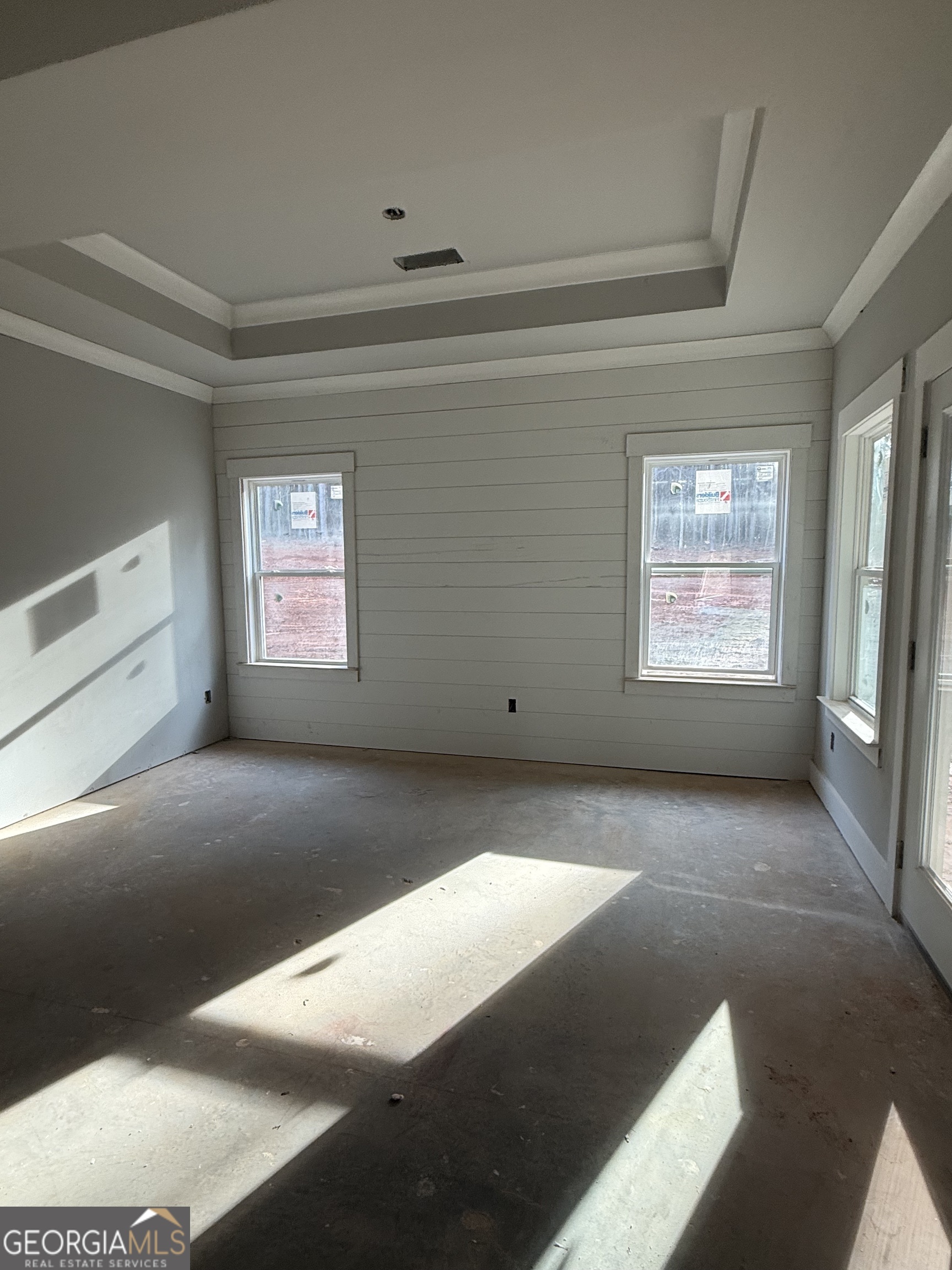 404 Tanners Bridge Road Bethlehem, GA 30620 - Photo 4 of 6 a view of an empty room and window
