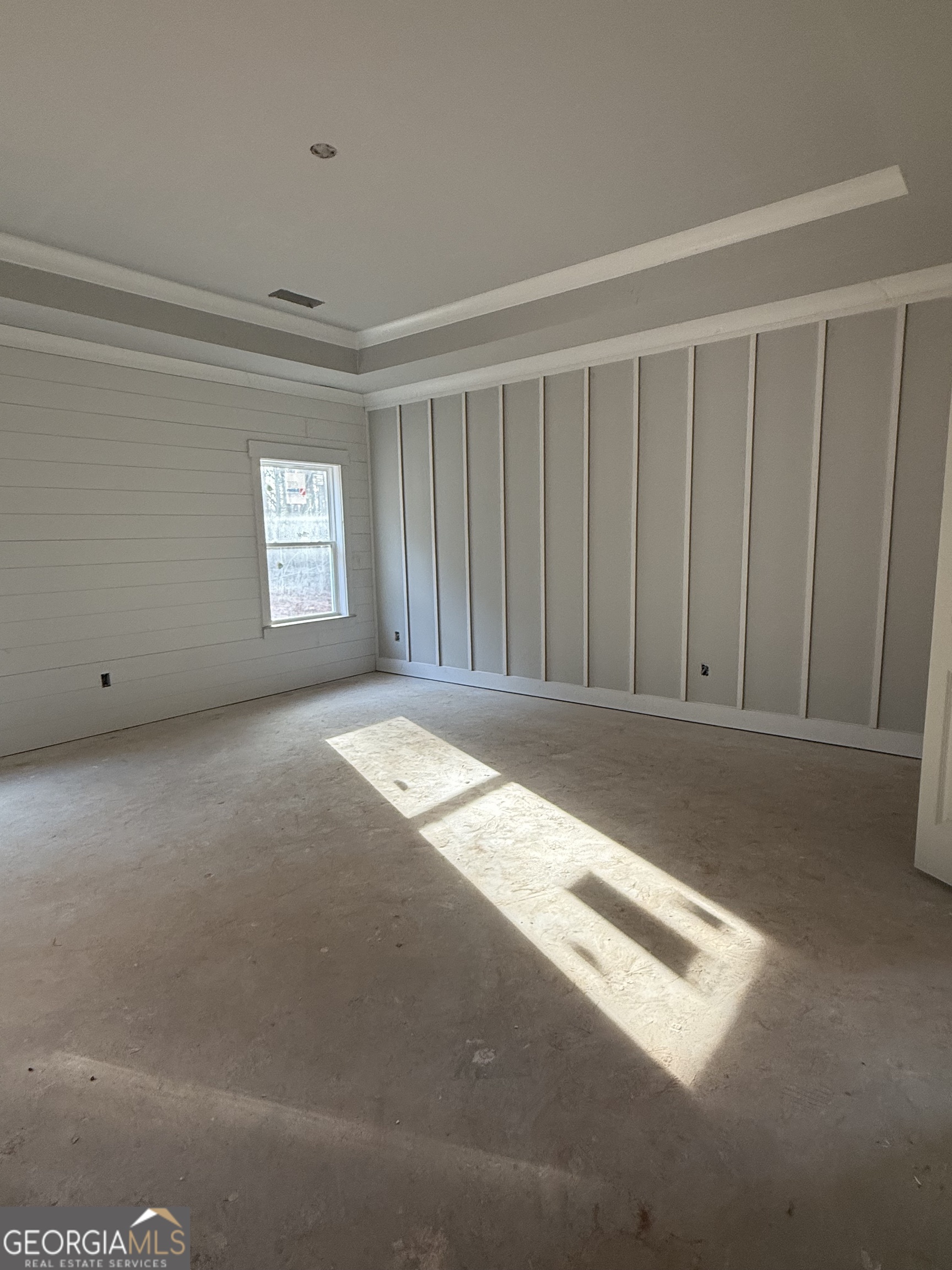 404 Tanners Bridge Road Bethlehem, GA 30620 - Photo 6 of 6 a view of an empty room with a window