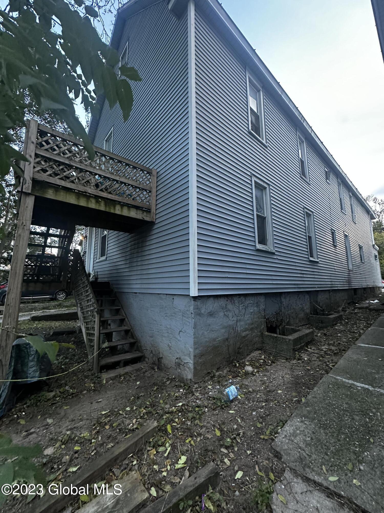 847 Eastern Avenue Schenectady, NY 12308 - Photo 5 of 5 IMG_0698