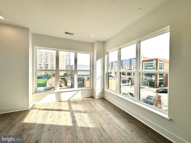 $6,500 | 5502 Topaz Lane, Bethesda, MD 20816