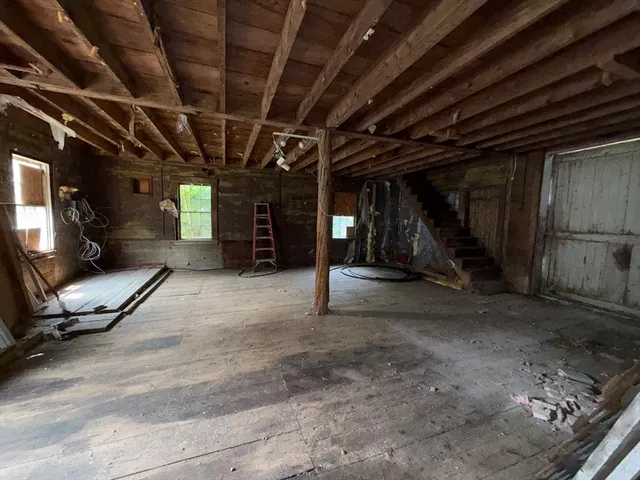 a picture of outdoor space