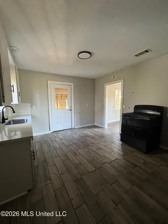 $95,000 | 130 Cedars Of Lebanon Road, Jackson, MS 39206