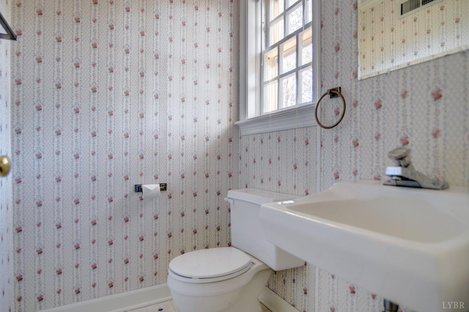 2216 Longwood Road Lynchburg, VA 24503 - Photo 30 of 47 Gallery Image 30