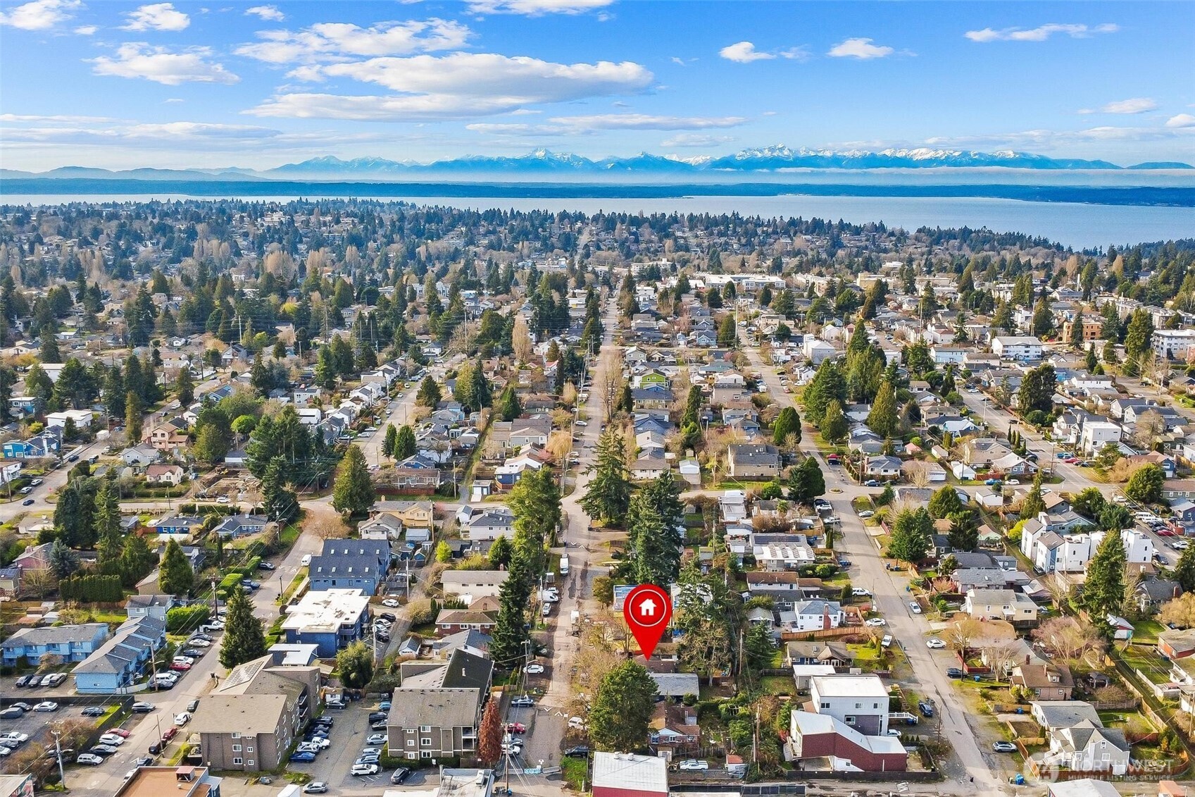 934 North 101st Street Seattle, WA 98133 - Photo 10 of 16