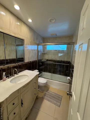 $4,500 | 553 East Fulton Street, Long Beach, NY 11561