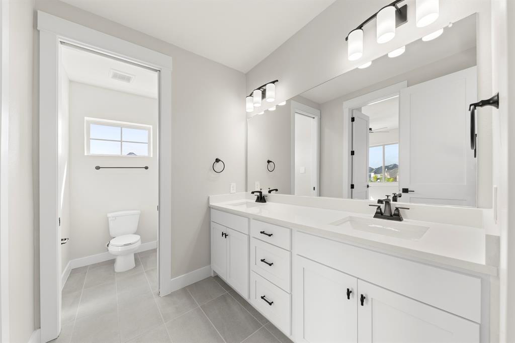 1902 Pebble Lane Rockwall, TX 75087 - Photo 24 of 34 25. 1902 Pebble - 3RD Bath