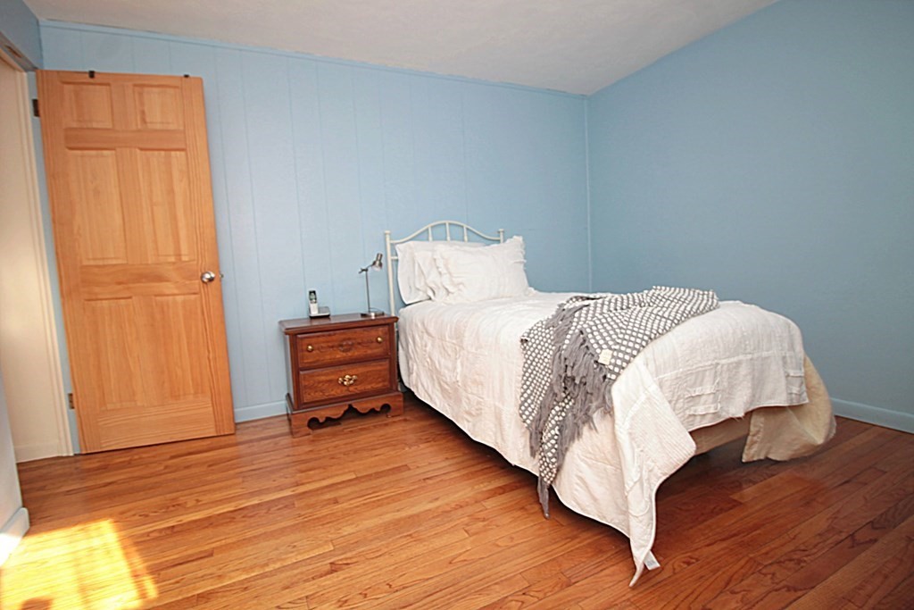 222 East Allen Ridge Road Springfield, MA 01118 - Photo 18 of 35
