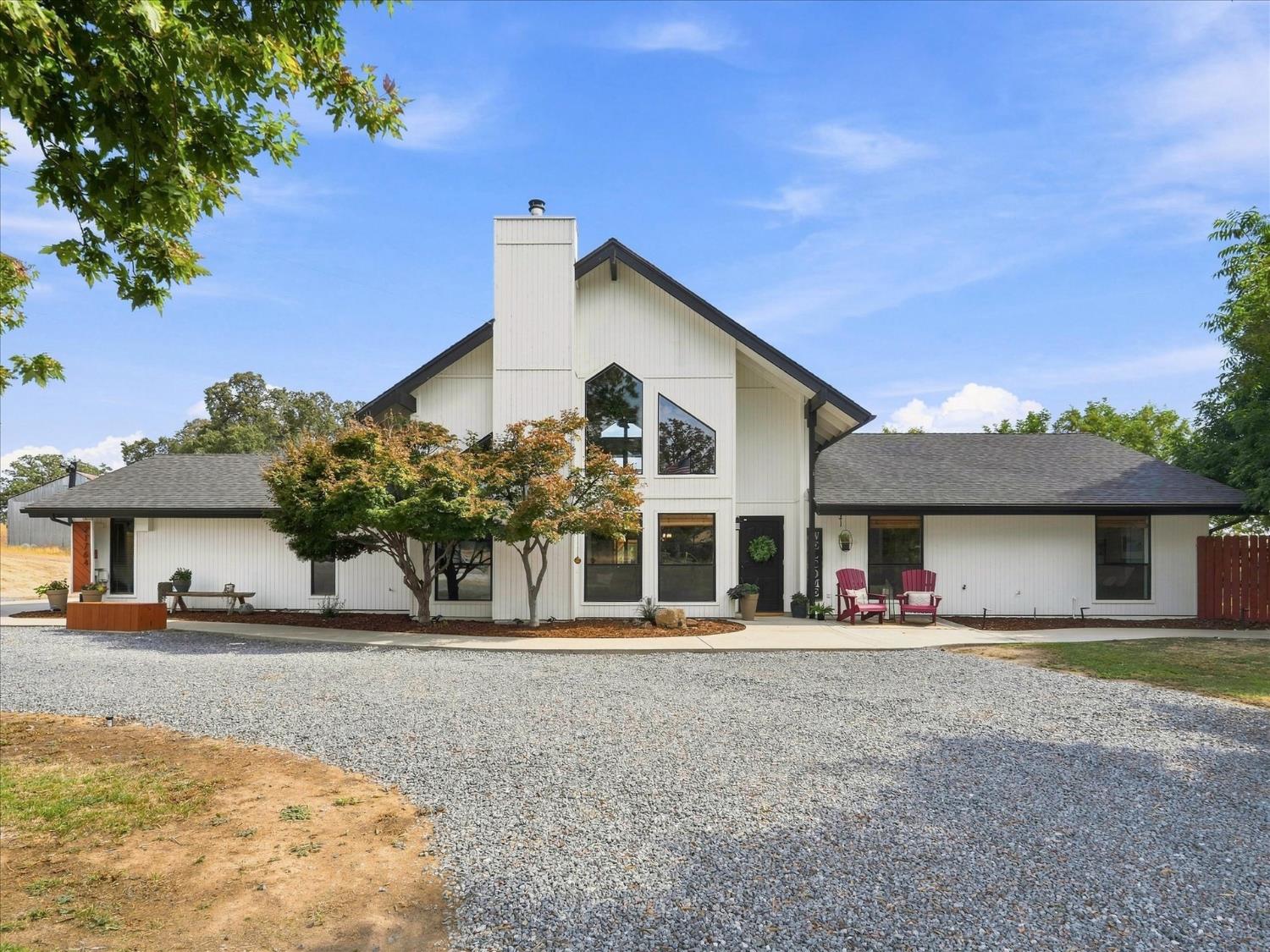 21764 Frontier Road Clovis, CA 93619 - Photo 1 of 75 Gallery Image 1