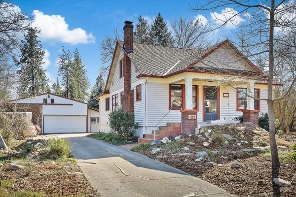 $570,000 | 129 West 33rd Avenue, Spokane, WA 99203