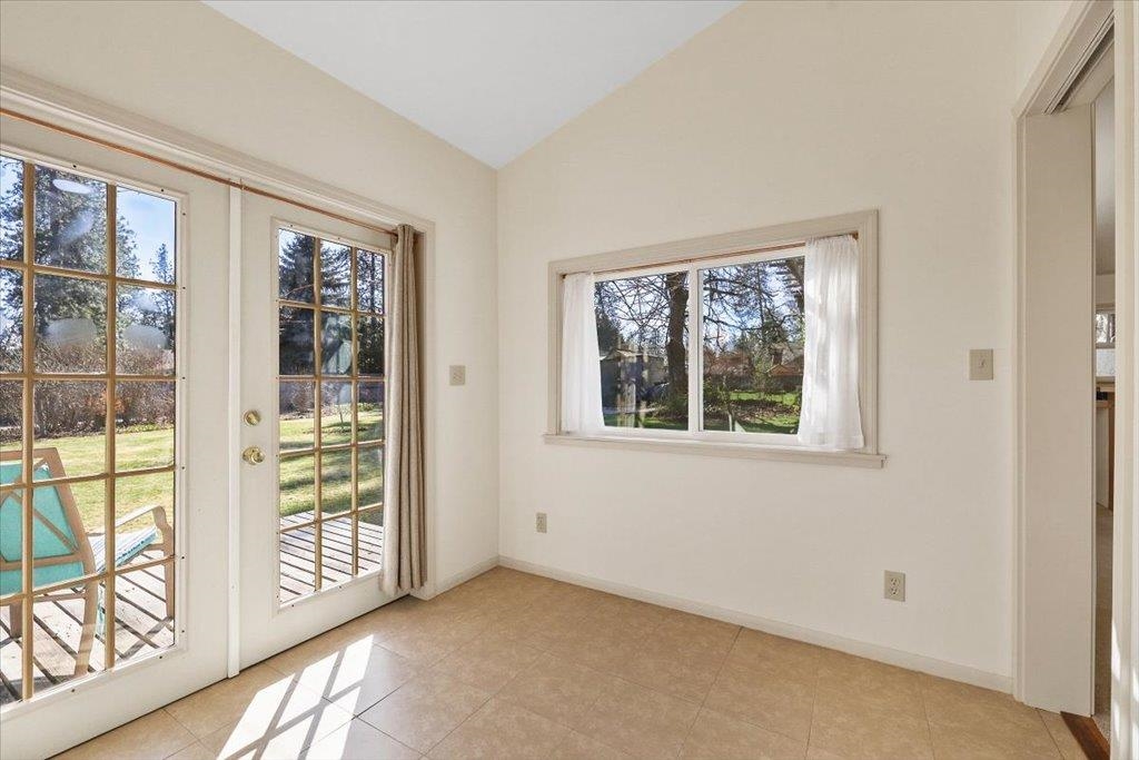 129 West 33rd Avenue Spokane, WA 99203 - Photo 43 of 50