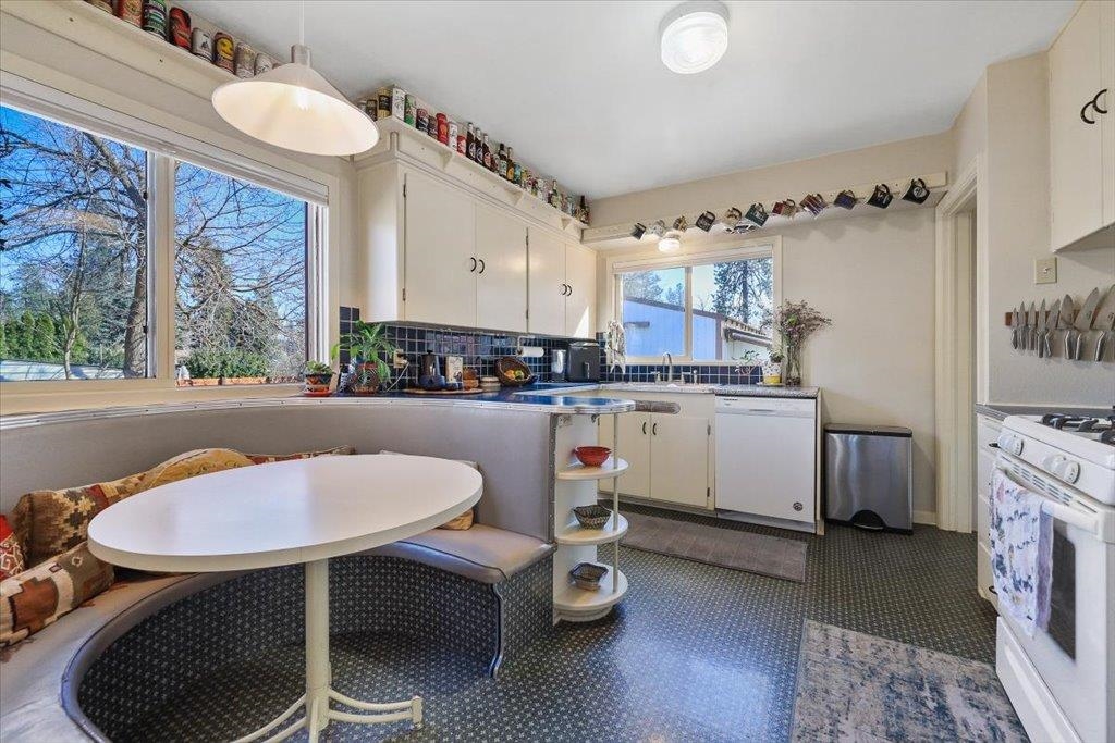 129 West 33rd Avenue Spokane, WA 99203 - Photo 10 of 50