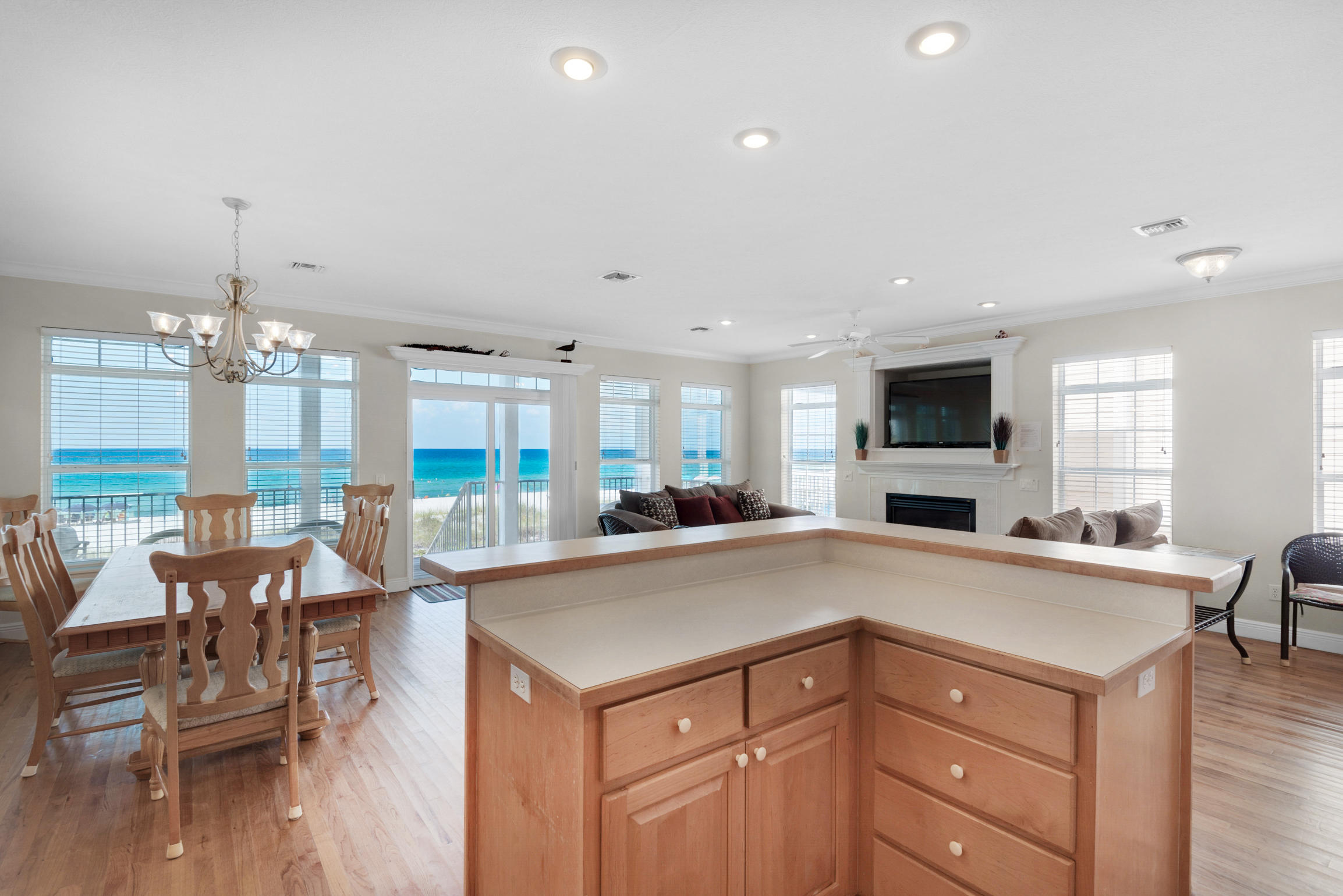 20521 Front Beach Road Panama City Beach, FL 32413 - Photo 12 of 63 Gallery Image 12